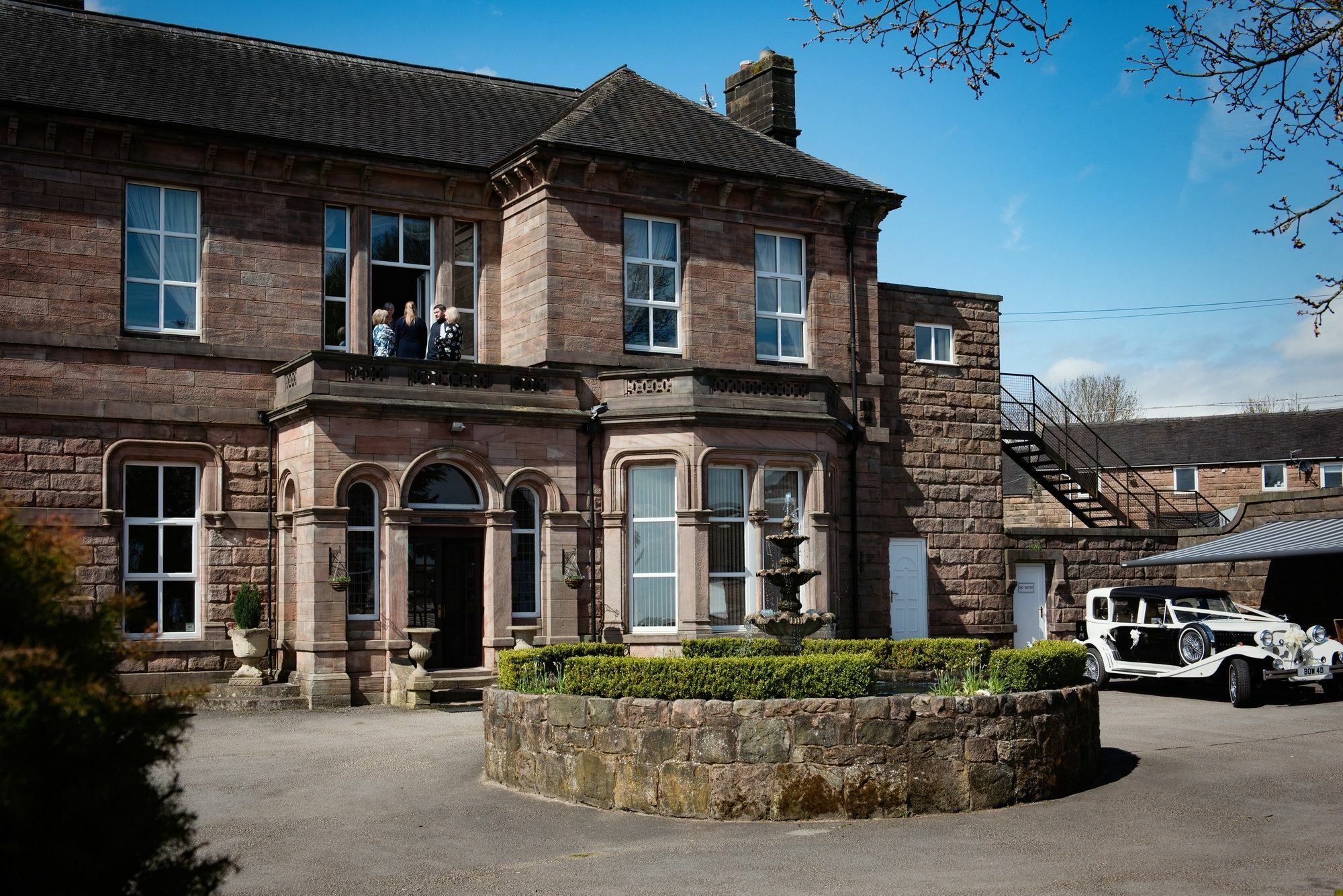 Whiston Hall Hotel Exterior photo